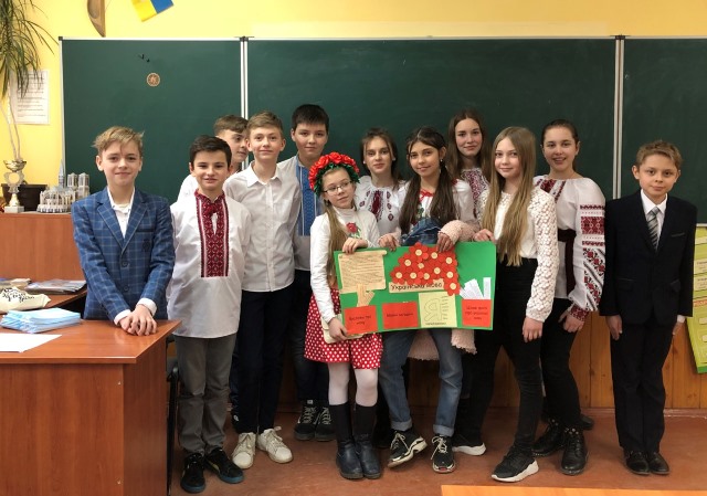 Новий інтерактивний метод – «Лепбук», перші спроби творчості